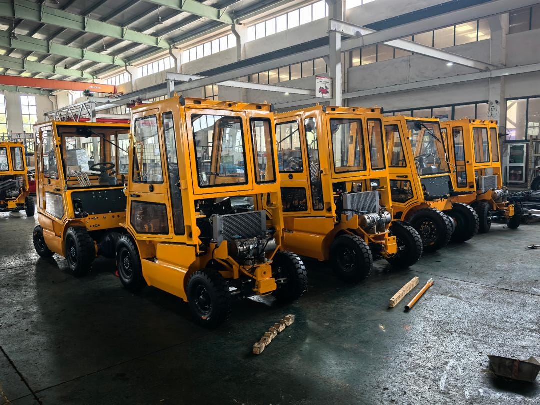 3-Ton Forklift - Image 2